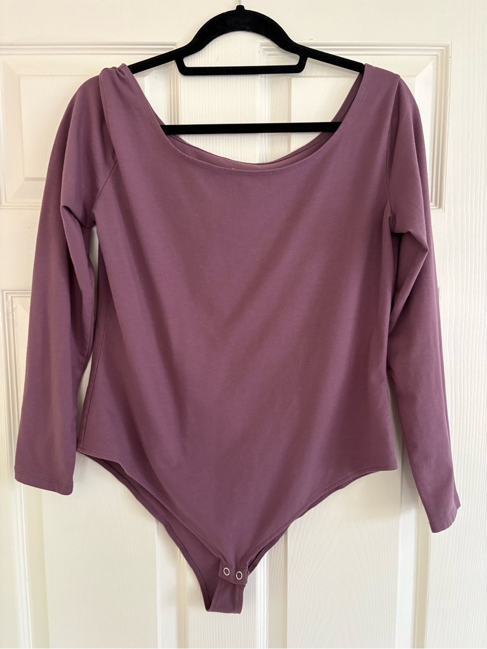 a new day Women’s Long Sleeve Scoop Neck Bodysuit